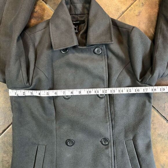 Forever 21 Women’s Gray Pea Coat Size Small - Picture 7 of 12